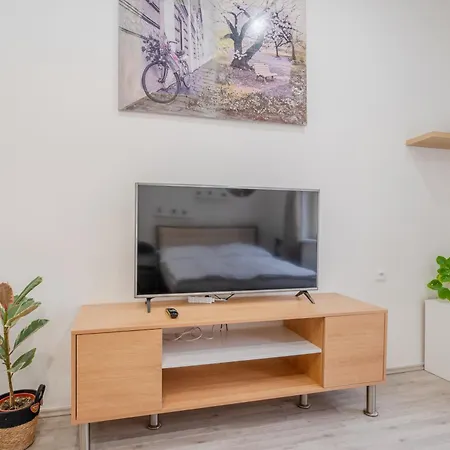 Church Of Saint Procopius Premier By Willstay Apartment